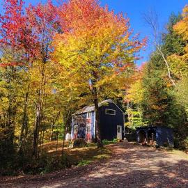 Morel Mountain Hideaway, hotel in Warren