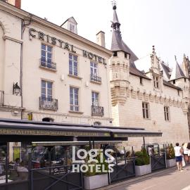 Logis Hôtel Restaurant Cristal, hotel Saumurben