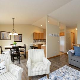 Updated Twin Home near Sanford Medical Center, hotel a West Fargo