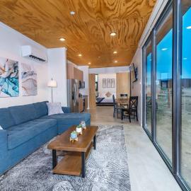 Serenity Suite 4B Amphitheatre Winery and Spa, hotel a Quincy