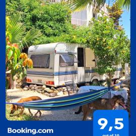 Caravan in Finca Molino in Almayate with Pool, Sea Views, Family Family Touch & Dog Madness