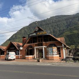 Hostería Agoyan Deluxe, hotel in Ulba