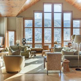 Moraine Villa Vail - Perfection for Large Groups, Hot Tub, Mountain Views