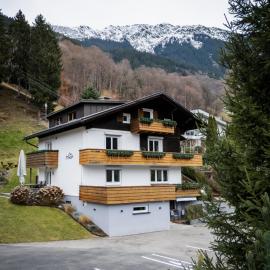 Haus Tisch – hotel w mieście Schruns