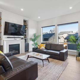 Sparsh Villas - Exquisite & Luxurious Family Home, hotel en Langley