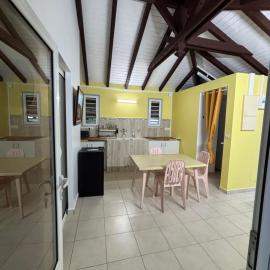 Bungalow Cécilia, hotel in Petit-Bourg