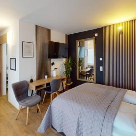 CROWN LIVING Basic Studios Dornbirn - Zentrale Studios mit WLAN, kostenloser Parkplatz, Self Check-in, ideal für Feriengäste und Geschäftsreisende, hotel a Dornbirn