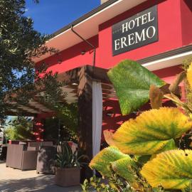 Viesnīca Hotel Eremo pilsētā Soriāno nel Čimino