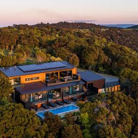 Kaitiaki Lodge - Private pool & Spa