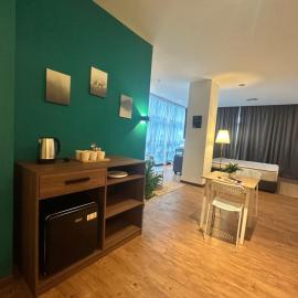 Bangsar Trade Centre, 2-5pax, Above LRT