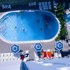 Arte Annapolis Inn โรงแรมในโรดส์ทาวน์