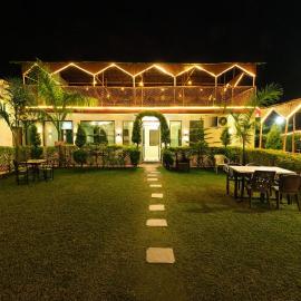 Hotel Happy Forest Inn, hotelli kohteessa Mount Ābu