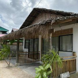Ayu Homestay, hotel in San Isidro
