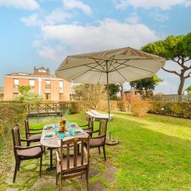 Alberto Flat - in front of the beach & 20 min to Venice, hotel a Lido
