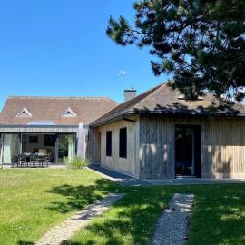Very pleasant single-storey villa for 6 people, hotel in Cucq