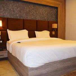 Country Ambience Hotel By Jags City Mall, Hotel in Haldwani-Kathgodam
