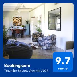 Nguni Place - a self-catering, modern apartment., hotel sa Drummond