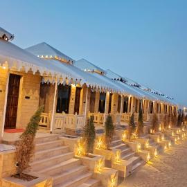 THE DESERT MAFIA RESORT SAM jaisalmer, hotel em Sām