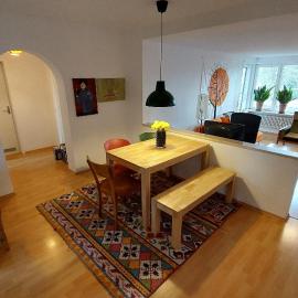 Charmante Vintage-Wohnung mit Balkon, ruhig, grün und bestens angebunden