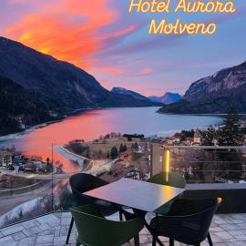 Hotel Aurora, hotell i Molveno