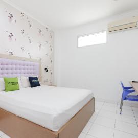 Urbanview Hotel Niraz Banjarmasin by RedDoorz, hotel v mestu Sungai Lutus