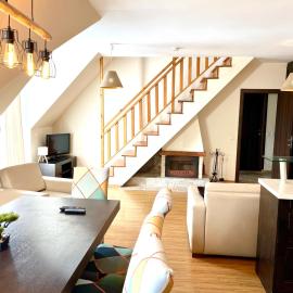Luxury Chalet in Borovets, Rila Views & Fireplace, hotel i Borovets