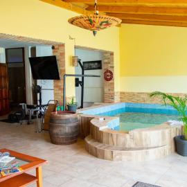 AB Holiday Home
