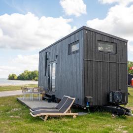 Tiny SeaSide - Loddenhøj, hotelli kohteessa Lillekobbel