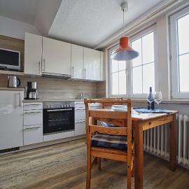 Appartement-6, hotel Süddorf városában