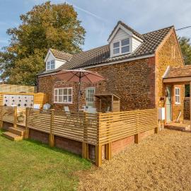 No33 WOODLANDS BOUTIQUE COTTAGE, hotel u gradu 'Heacham'