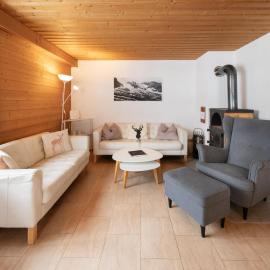 Holiday Home Chalet Reinhysi by Interhome, hotel a Grindelwald