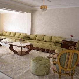 Appartement Laaz, מלון במידלת
