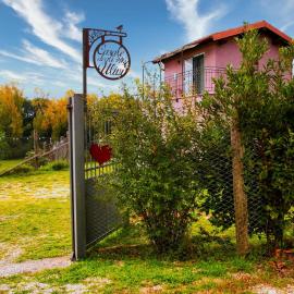 piccolo casale a "le Moline" in una vera fattoria, Hotel in Vetralla