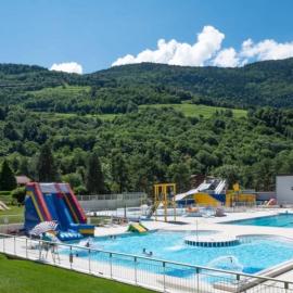 ZEcamping 3 étoiles animaux acceptés restaurant et Canoë Kayak, hotel u gradu 'Aigueblanche'