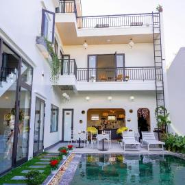 Villa Layna's home: An Bàn (2) şehrinde bir otel