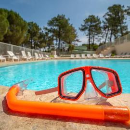 ZEcamping 3 étoiles animé chiens acceptés animé piscine chauffée, hotel i Mondragon