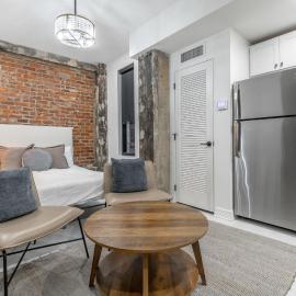Park Hotel Studio Suite 303
