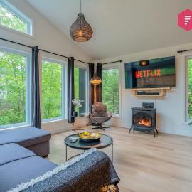 Le Grand Pic de Portneuf - Chalet Cinéma Piscine Billard - Resort près de Québec, khách sạn ở Pont-Rouge