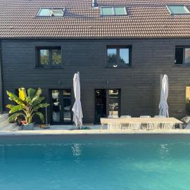 Champagne Road - 1 hour from Paris - Disneyland, hotel in Crézancy