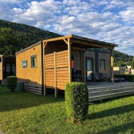 Ideal Camping Lampele GmbH, hotel i Ossiach
