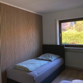 gemütliches und ruhiges Gästezimmer im Grünen, hotell i Wendelstein