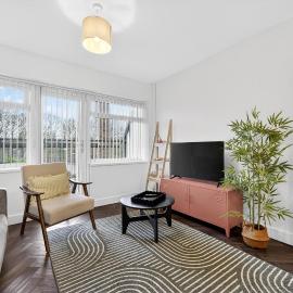 Central Cardiff Retreat 2Bed Apartment with Balcony and Parking