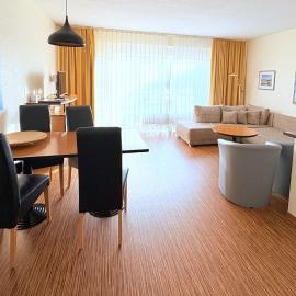 Boddenhof Apartment 48 - Terrasse für Hundefreunde, hotell sihtkohas Buschvitz
