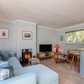 2 Bed in Llanbedrog oc-3glyny