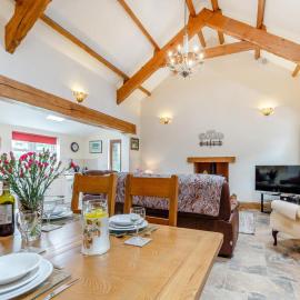 2 Bed in Ponthirwaun oc-h33292