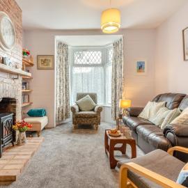 3 Bed in Weymouth oc-a30944