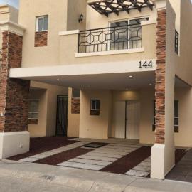 CASA NUEVA al Sur de Pachuca para descansar o trabajar sin ruido, con alberca