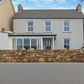 4 Bed in Amroth oc-c29316