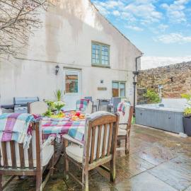 4 Bed in Richmond oc-e30633