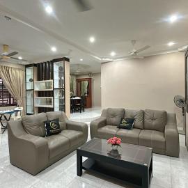 C05 Family Rinting Homestay 2 Storey Semi D